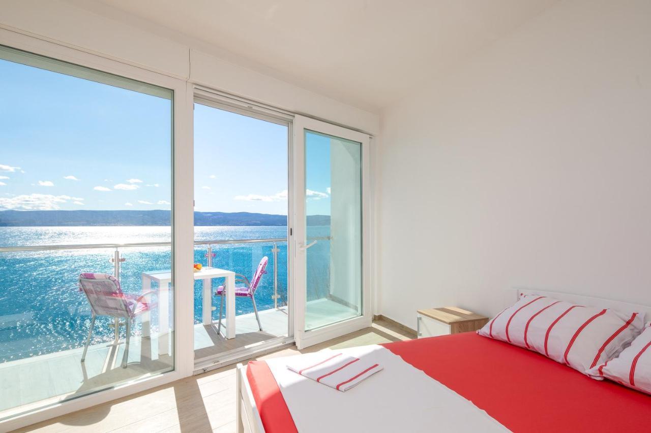 Апартаменты Absolute Beach Holidays Дуги-Рат Экстерьер фото