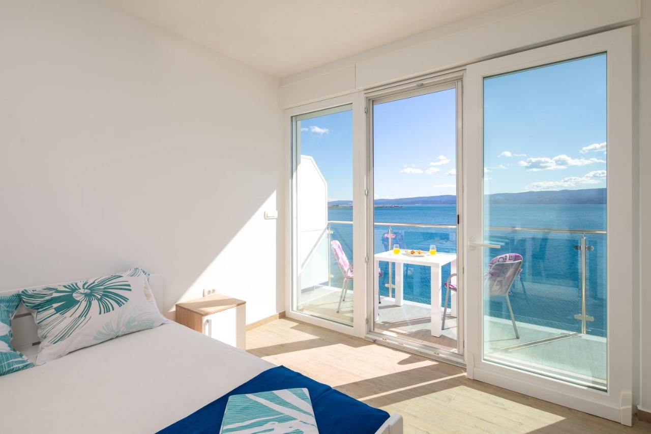 Апартаменты Absolute Beach Holidays Дуги-Рат Экстерьер фото