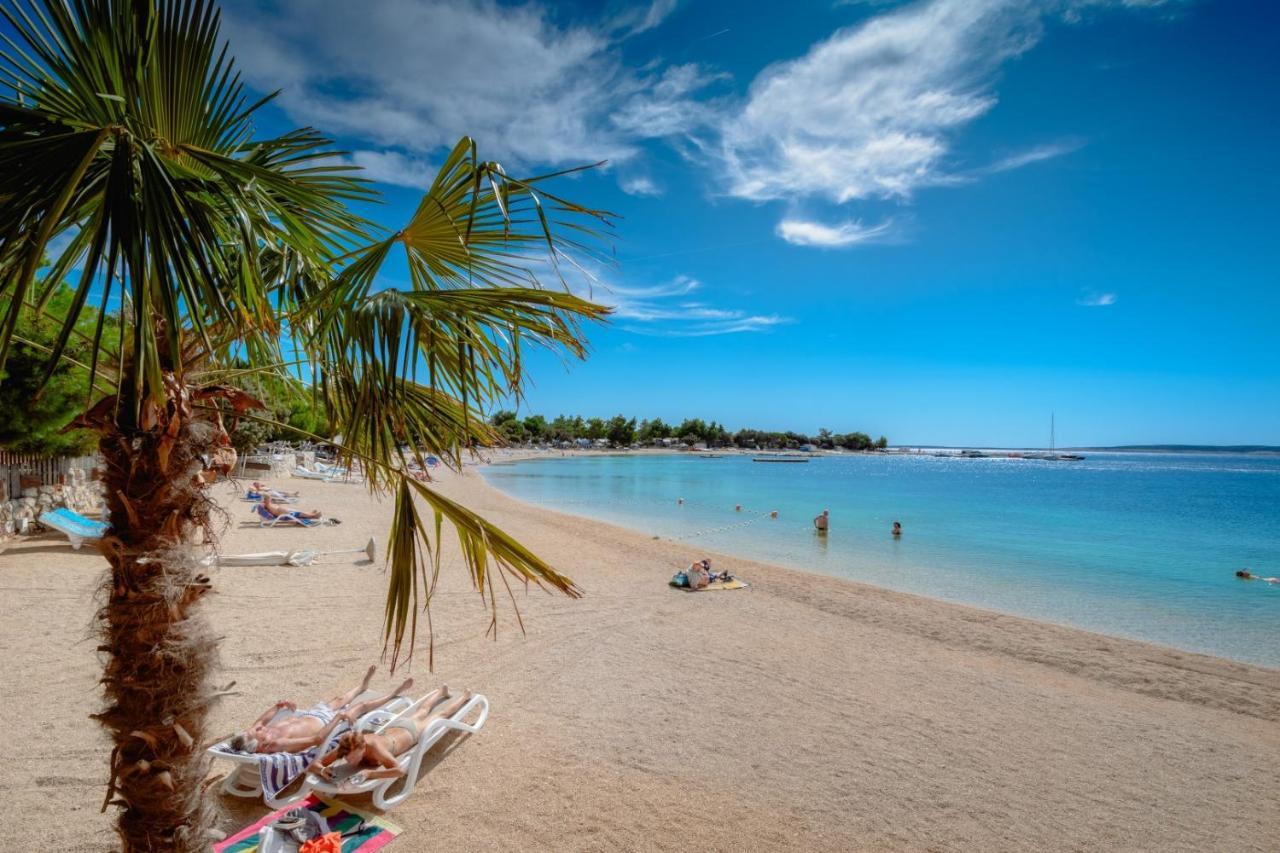 Апартаменты Absolute Beach Holidays Дуги-Рат Экстерьер фото